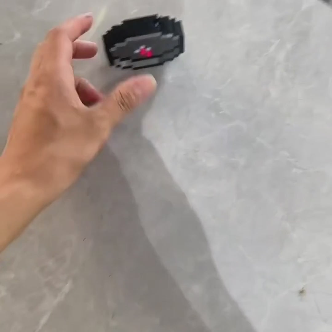 Pixelated True North Compass